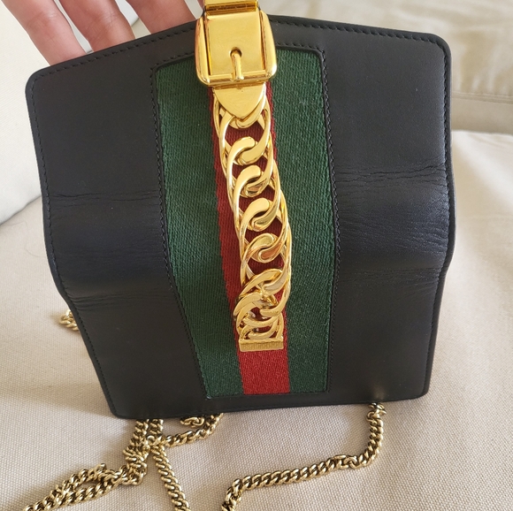 Gucci Mini Bag in Black and Green with Gold Chain - Picture 7 of 7
